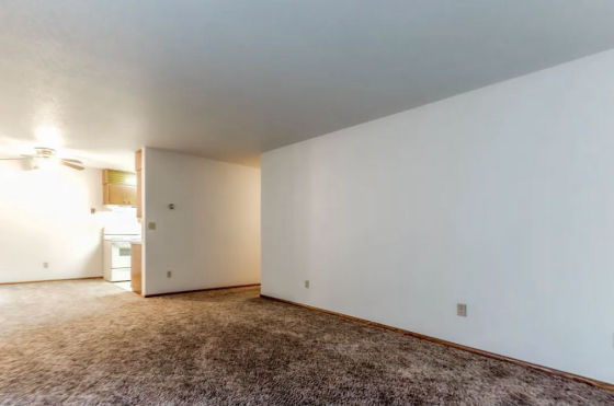 Van Courts Apartment